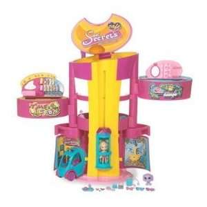   Secrets Deluxe Playset, Doll and Access Mall Playset 