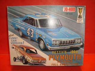 JoHan 1964 Plymouth Belvedere Ht. Model Car Kit / Petty / Funny Car 