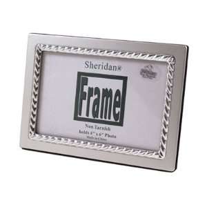  CARLY FRAME, HOLDS 4 X 6 PHOTO.   Picture Frame 