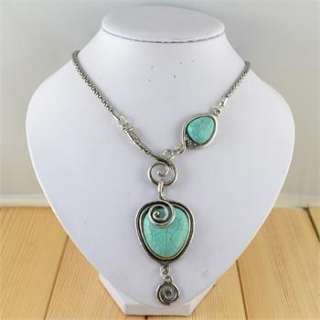 Vintage Style Costume Silver Plated Turquoise Stone Snail Pendant 
