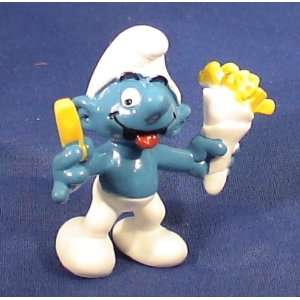  The Smurfs Smurf Eating Fries Pvc Figure Toys & Games