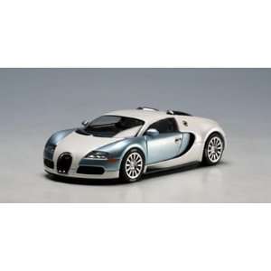  Bugatti Veyron 16.4 Production Car Pearl / Ice Blue (Part 