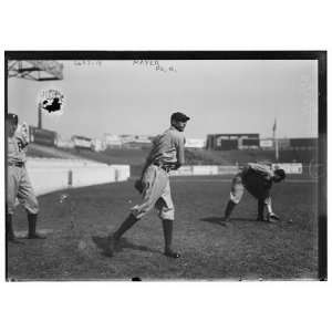  Photo (L) Eppa Rixey, Philadelphia NL, at left, Erskine 