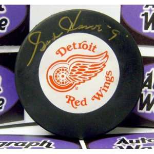  Gordie Howe Autographed Hockey Puck   1980s logo type 