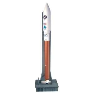    Replicarz DRW56246 Atlas V Rocket with Launch Pad Toys & Games