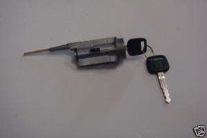 97 98 99 00 01 Camry Ignition Switch Cylinder Tumbler  