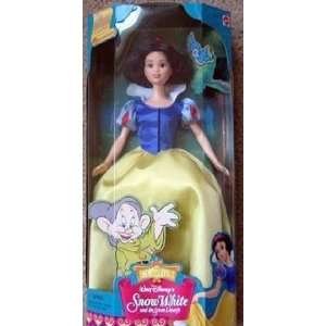  Disney Princess Doll Snow White   My Favorite Fairytale 