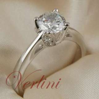   ring with round brilliant cut cubic zirconium diamonds totaling