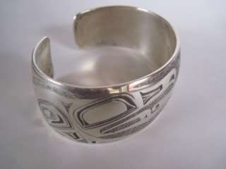   is marked MAG STERLING and with the artists hallmark DD Navajo Donald