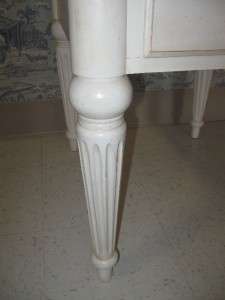  Legacy Planked Top End Table 8403 w. Brittany White & Russet  