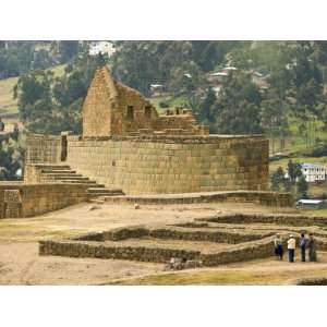 Ceremonial Plaza and the Temple of the Sun, Ingapirca, Canar Province 