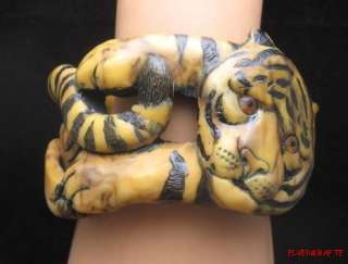   Bakelite Bangle Running Tiger Bracelet Cat Feline Catalin Brad Elfrink