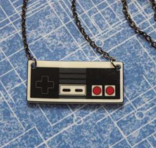 GIRL GAMER Nintendo NES Video Game Controller Necklace NEW  