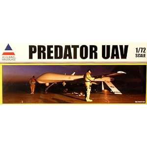  RQ1B Predator UAV with Hellfire Missiles 1 72 Accurate 