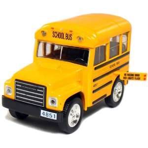   Die cast Metal Yellow School Bus, Pull Back Action Toys & Games