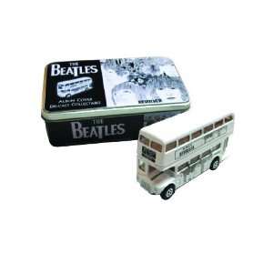  Beatles Collectors Bus   Revolver Toys & Games