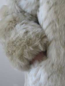 REGAL SPOTTED SNOW LEOPARD PLUSH CAT FAUX FUR OVERSIZED COLLAR JACKET 