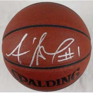  Amare Stoudemire Autographed Basketball   Knicks Spalding 