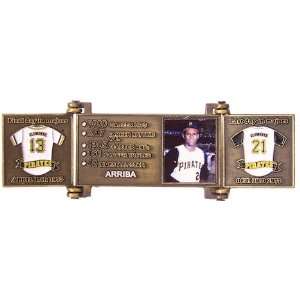 Roberto Clemente Hall of Fame Door Pin   Limited Edition 2,500  