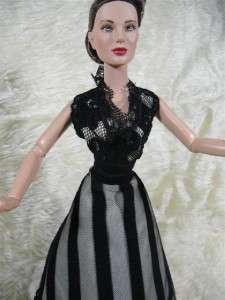 Tonner Sydney GeneTyler 16 Outfit Fashion black lace Dress Evening 
