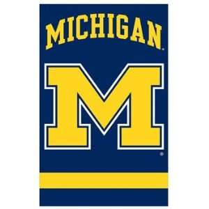  Michigan Wolverines   Banner Flag