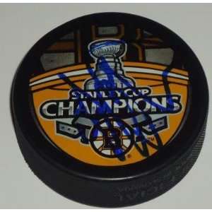 Signed Shawn Thornton Puck   * * CUP W COA 2A   Autographed NHL Pucks 