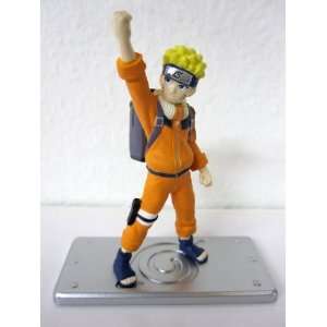  Naruto Naruto (With Backpack) Figure with Hidden Leaf Display Base 