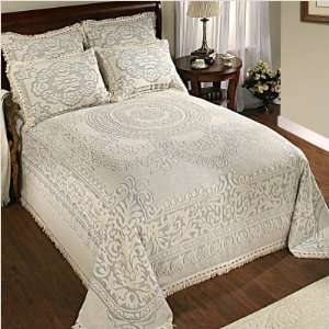   01 Concord Center Motif Bedspread with Fringe Size Twin, Color Blue