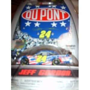  Winners Circle #24 Dupont Car with Hood Set Toys & Games