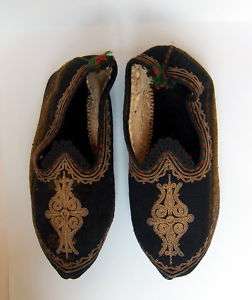 ANTIQUE TURKISH OTTOMAN EMPIRE WOOL GOLD LACE SLIPPERS  