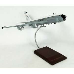  RC 135U Combat Sent CFM Model Airplane Toys & Games
