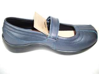 NEW WOMENS DIABETIC ORTHOPEDIC SHOES SIZE 9.5 WIDE DRESSY NAVY 