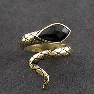 Rare Swarovski Ring Black Crystal Gothic Cosplay Party Snake Ring 2069 