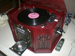 Memorex Nostalgic Stereo, Turntable, CD Player / Writer  