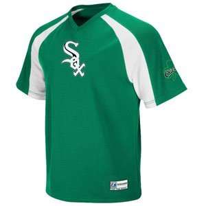  Chicago White Sox V Neck Crusader Jersey (Green)   Medium 