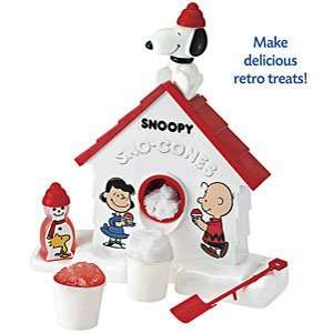 Snoopy Sno Cone Maker