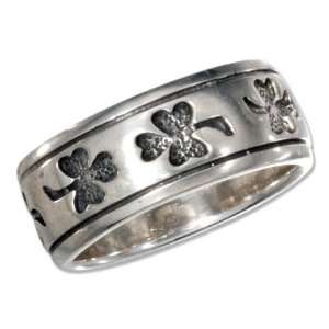  Sterling Silver Shamrock Band Ring with Antiqued Finish 