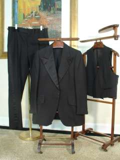 Suit Trousers Measurements waist 36 ( 2.25 extra at the waist 