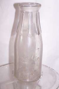 RARE OAKVALE DAIRY TORONTO ONTARIO EMBOSSED PINT MILK BOTTLE  