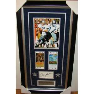   Staubach SIGNED Cowboys Display   New Arrivals