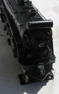 old LIONEL TRAIN ENGINE 665 AND WHISTLE TENDER vintage train  