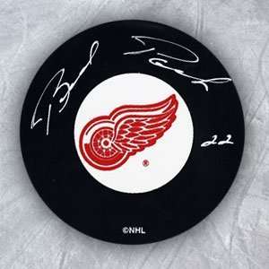BRAD PARK Detroit Red Wings SIGNED Hockey PUCK