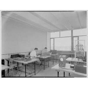  Photo John Thompson Dorrance Laboratory, M.I.T., Cambridge 