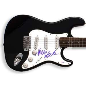Patti Labelle Autographed Signed Guitar & Proof PSA/DNA COA