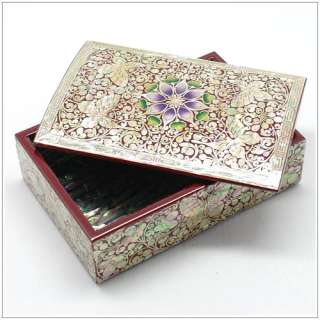 Elegant arabesque pattern jewelry box lacquerware inlaid with Mother 