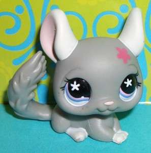 Littlest Pet Shop~#495 GRAY FLOWER CHINCHILLA Purple Eyes & White Ears 