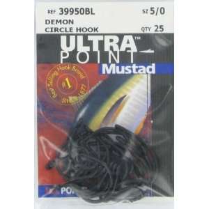 Mustad Hooks Demon Circle Hook Curved In Point Black Finish Size 5/0 