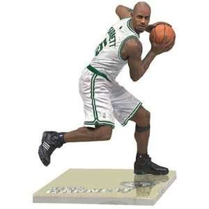   Toys NBA Series 18   Kevin Garnett 3 Action Figure Toys & Games