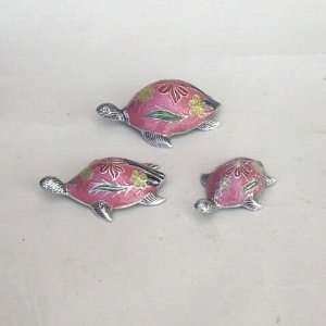   HANDCRAFTED ALUMINUM SET OF 3 PAINTED SEA TURTLES