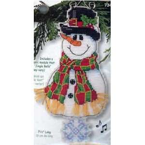   kit (counted cross stitch on plastic canvas) Arts, Crafts & Sewing
